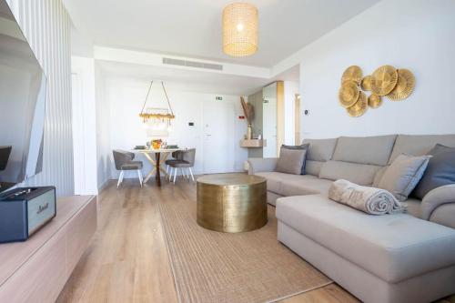 SeaLaVie Apartment