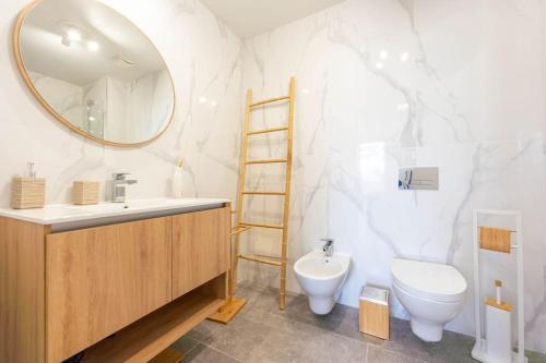 SeaLaVie Apartment