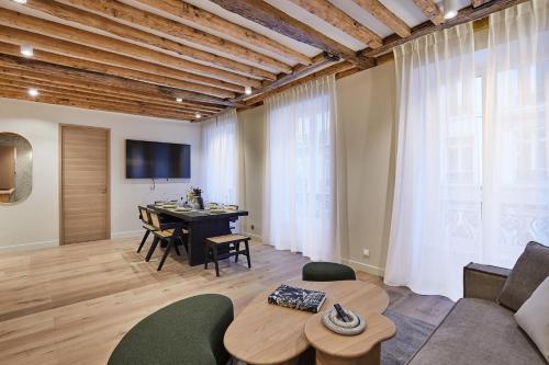 Appartement au coeur de Paris Madeleine by Studio prestige
