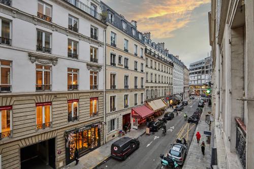Appartement au coeur de Paris Madeleine by Studio prestige