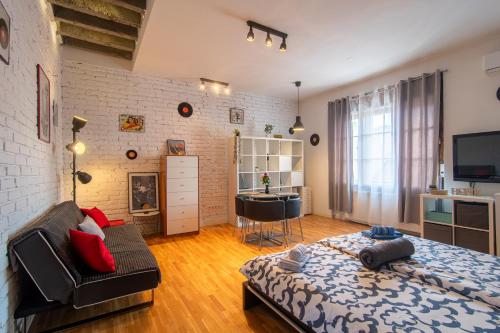 Flexible SelfCheckIns 73 - Zagreb - New - Center