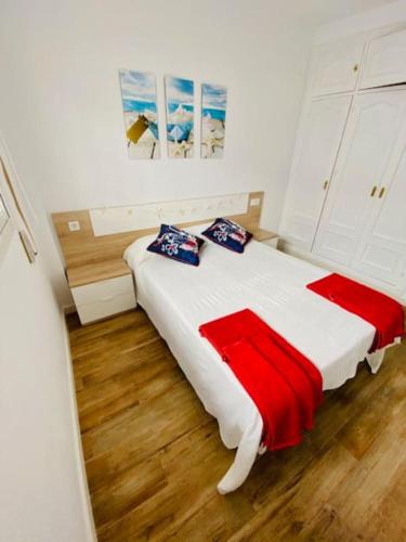 Apartamento*CaroLapo*con patio interior y garage