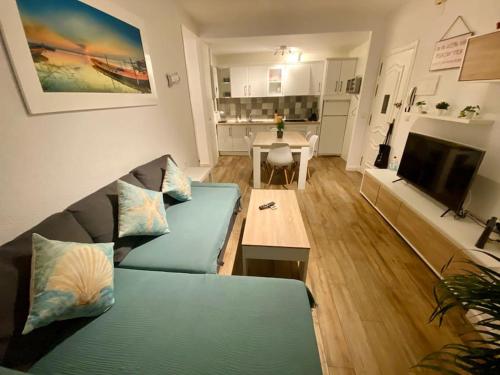 Apartamento*CaroLapo*con patio interior y garage