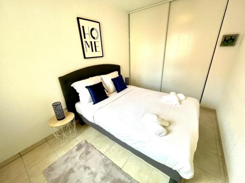 Royal Plazza, beau T2 centre ville, parking