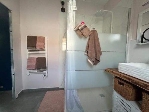 Studio bord de mer 1 lit double 1 lit d appoint