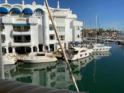 Piso islas C111
