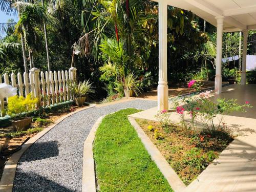 Fotografie z fotogalerie ubytování Carmel Hill Resort v destinaci Ambagamuwa