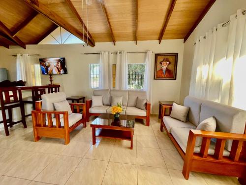Fotografie z fotogalerie ubytování Oasis Dońa Elena v destinaci Jarabacoa