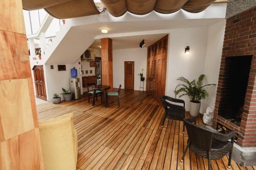 Χώρος καθιστικού στο Hotel Santa Fe