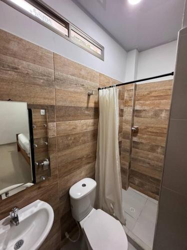 Ένα μπάνιο στο Summer - Apartamento Sector La Coquerita