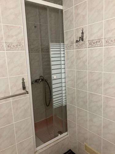 Koupelna v ubytování Chambre indépendante