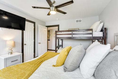 Winter Getaway: Destin Condo by Golf & Dining photo 22