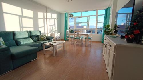 Green Waves Apartment
