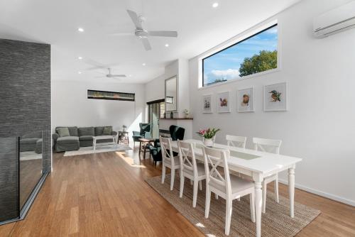 Χώρος καθιστικού στο Melmore Oasis - Cromwell Holiday Home