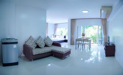 พื้นที่นั่งเล่นของ โรงแรม ปารวี บูทีค เชียงราย (Parawee Boutique Hotel)