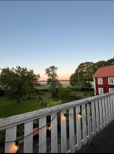 Gallery image of Stort lantligt hus i idyllisk miljö in Huddungeby