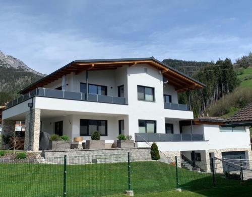 Nespecifikovaný výhled na hory nebo výhled na hory při pohledu z apartmánu