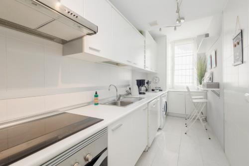 Beautiful beachside duplex apartment with amazing sea views