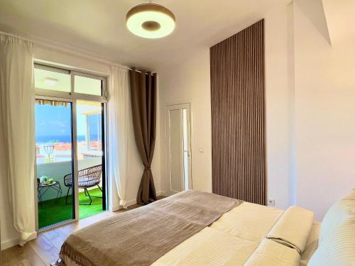 Miraverde Ocean View Apartment-Heated Pool