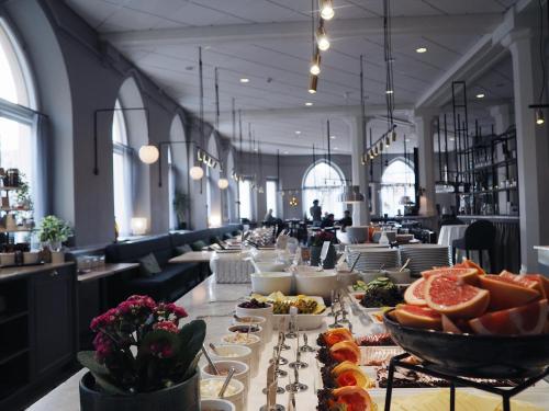 Jídlo v hotelu nebo okolí