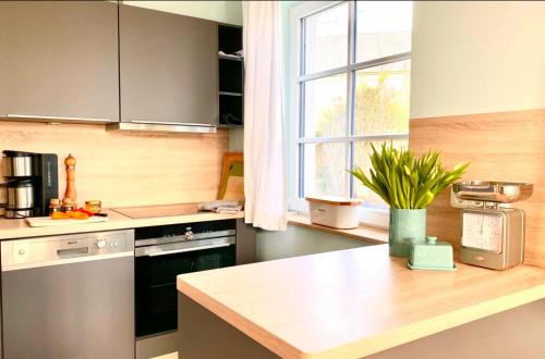 Fotografie z fotogalerie ubytování Haus Kehr-Wieder mit Wallbox für E-Pkw v destinaci Zingst