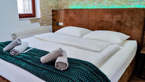 Afbeelding uit fotogalerij van Direkt am Rhein mit Burgblick nahe Rheinsteig bis 8 Personen, 2 Bäder, 4 Zimmer, Küche, Netflix in Kaub