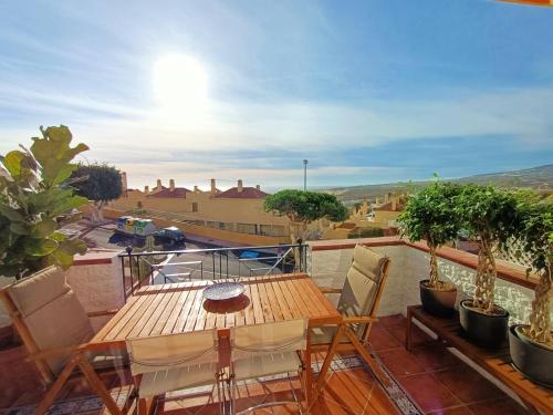 Costa Adeje Topfloor corner panoramics views & pools