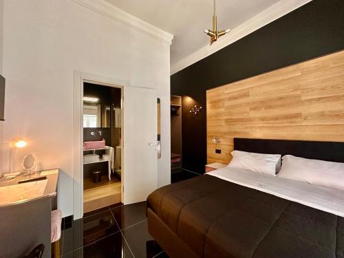Elegance Rooms Spaccanapoli photo 77