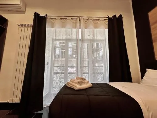 Elegance Rooms Spaccanapoli photo 31