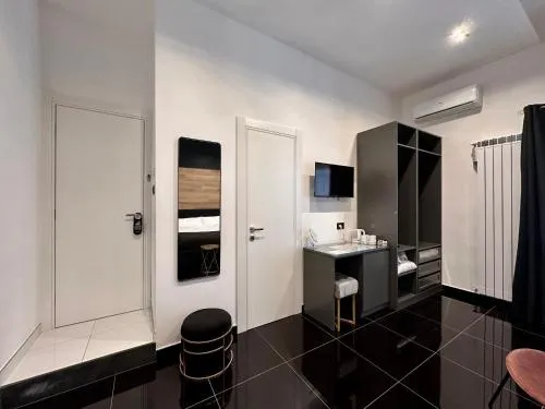 Elegance Rooms Spaccanapoli photo 51