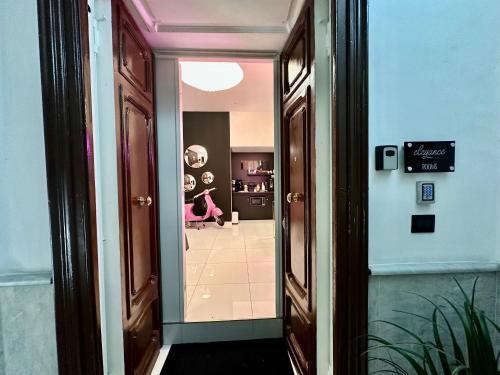 Elegance Rooms Spaccanapoli photo 112