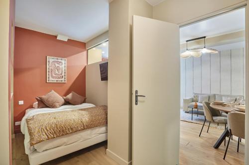Residence Center of Paris by Studio prestige