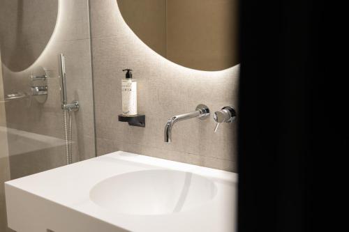 Un baño de Hotel Beke