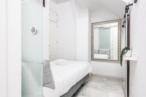 Bonito duplex con terraza calle Féria