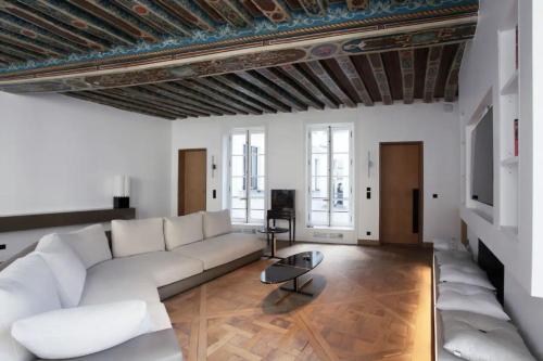 St-Germain/Louvre - Stylish townhouse of 1600