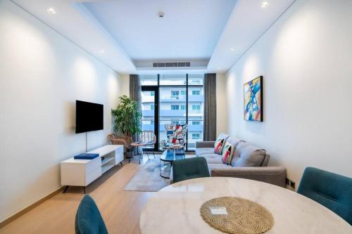 RH - Burj Khalifa View, 01 BR Bliss at RP Heights, walk away to Dubai Mall