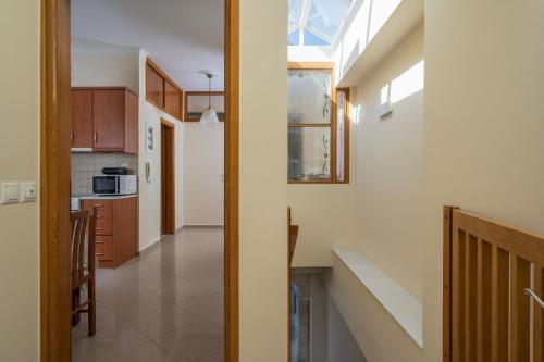 Gallery image of Kyma beach accommodation Corali apartment 4 guests in Kolymvari