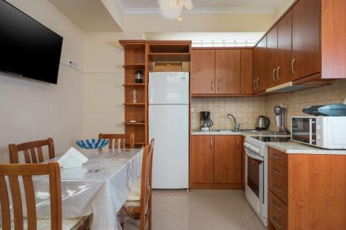 Gallery image of Kyma beach accommodation Corali apartment 4 guests in Kolymvari