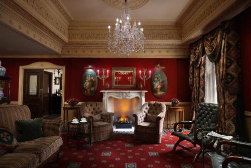 The Montague On The Gardens Image