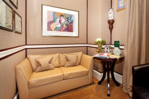 The Montague On The Gardens Image