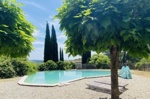 Villa à flanc de colline