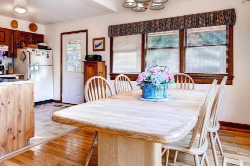 Dapur atau dapur kecil di Sweet Life Brought to you by GetAway Vacations