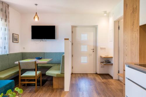 Kuchyň nebo kuchyňský kout v ubytování Haus Rosengarten Apt B