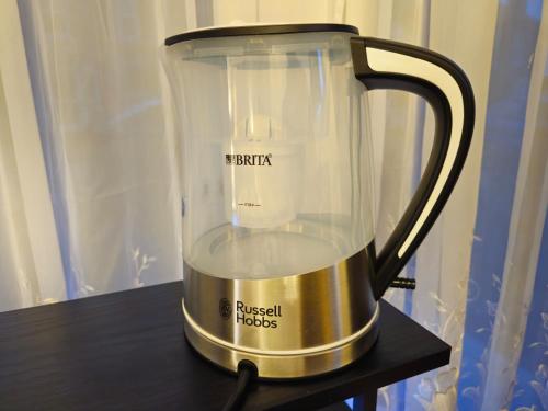 a blender sitting on top of a table at Modern En-suite Doubles in Boston Town Spacious & Contemporary Rooms in Boston