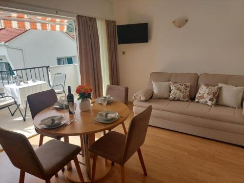 Apartments Zulim 1