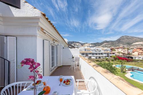 797 HOLIDAY RENTALS - Espectacular atico con vistas para 6