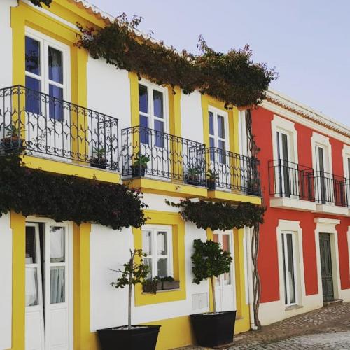 El edificio en el que está la casa de huéspedes