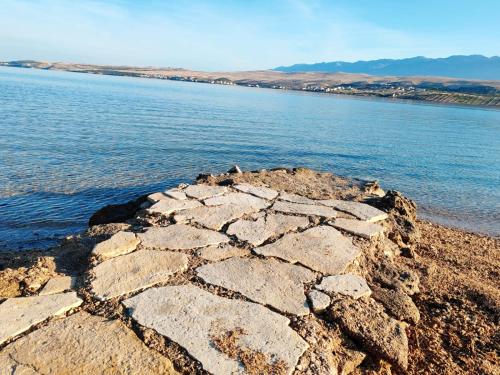 a view of a large body of water at Izzi Mobile Home - Terra Park SpiritoS in Kolan