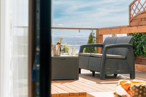 Posezení v ubytování Sztygarka Hetmańska Resort Solina