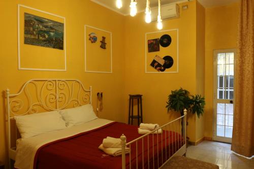 OperaHome